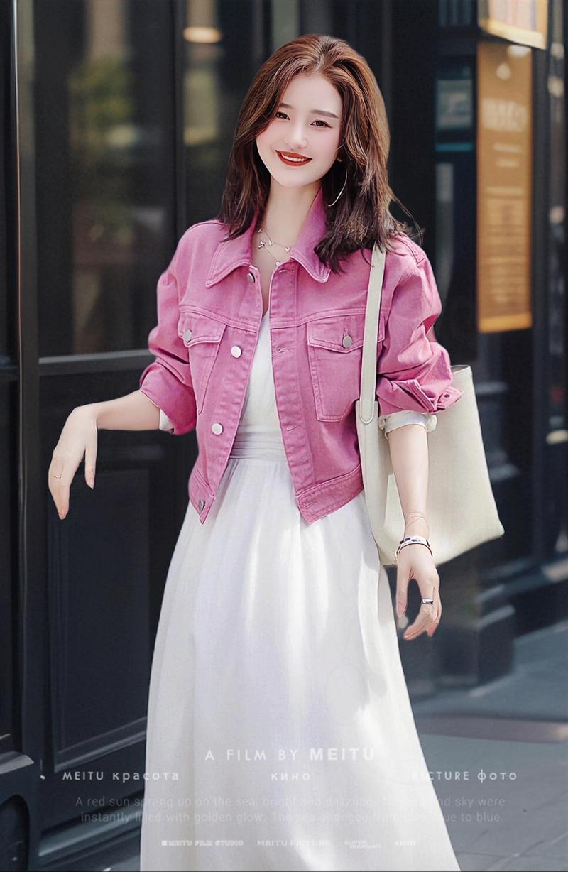 粉色牛仔外套里面怎么搭配图片