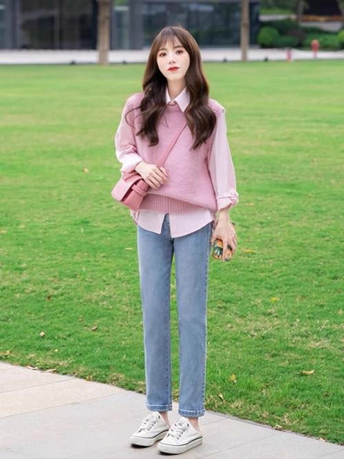 秋天日常服装搭配女生怎么弄才好看