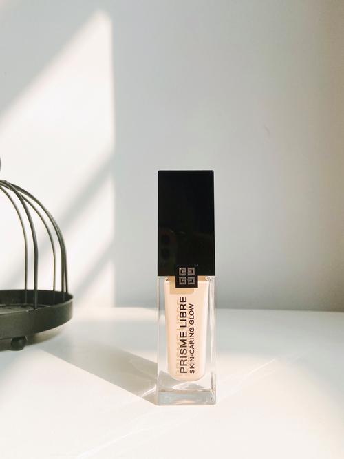 纪梵希最新款粉底