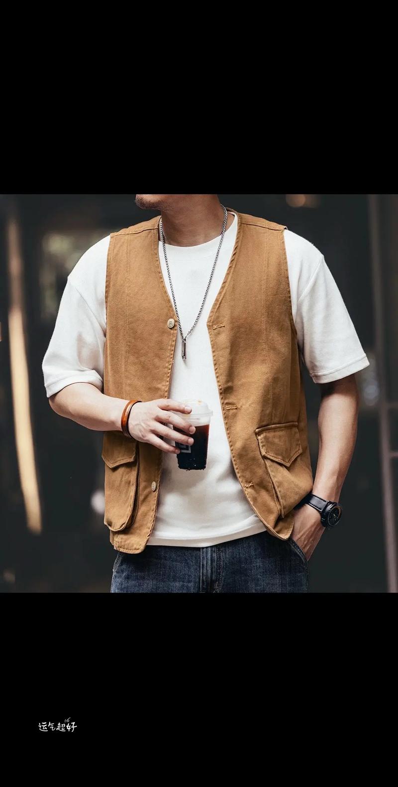 男士穿马甲怎么搭配好看图片