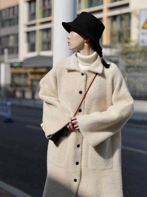 米色打底怎么搭配图片