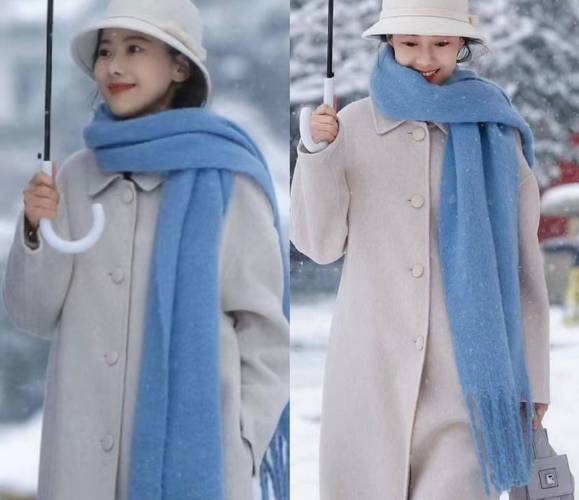 深蓝色围巾怎么搭配衣服图片