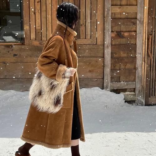 长款棕色皮毛一体怎么搭配