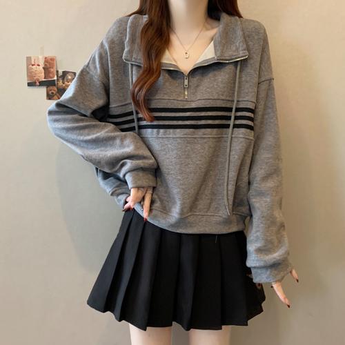 春款宽松卫衣怎么搭配好看图片