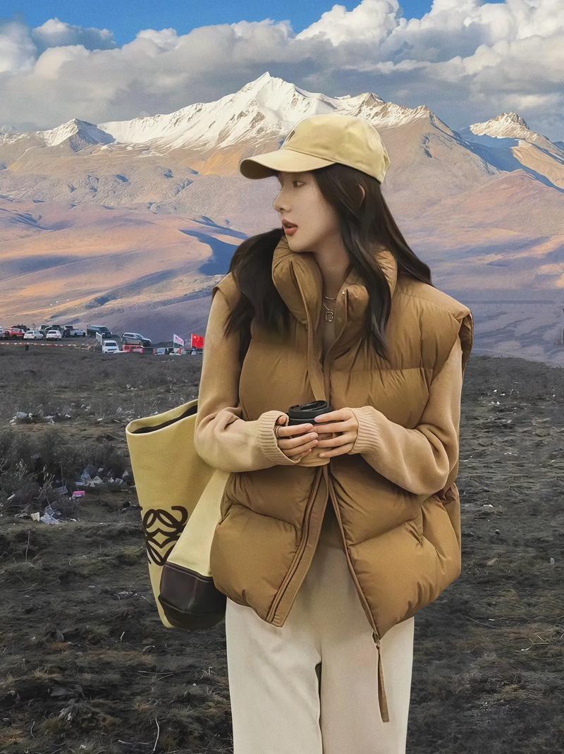 羽绒长马甲怎么搭配好看