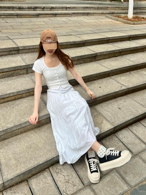 方头鞋怎么搭配衣服图片