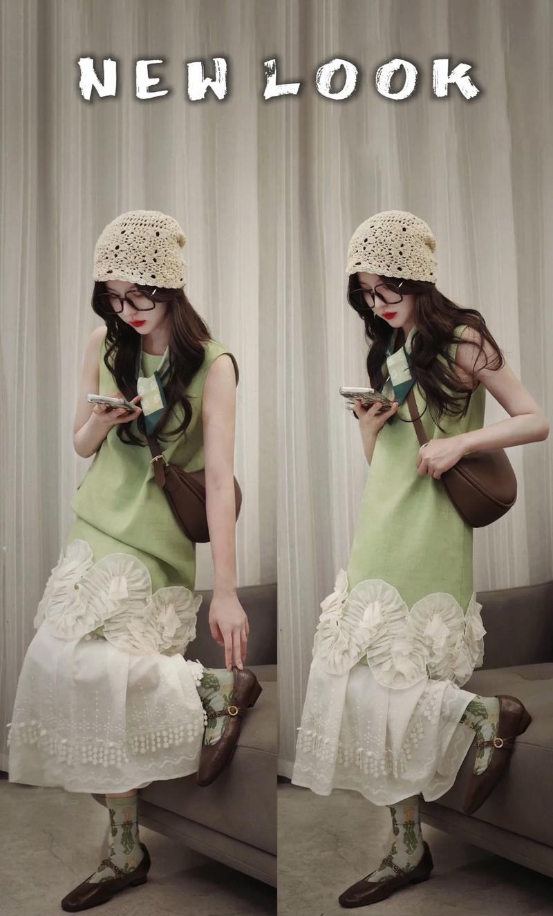 无袖连衣裙怎么内搭配图片