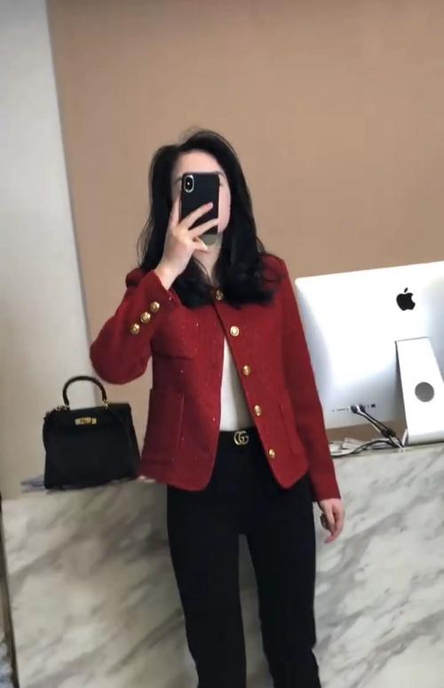 红短大衣怎么搭配图片大全