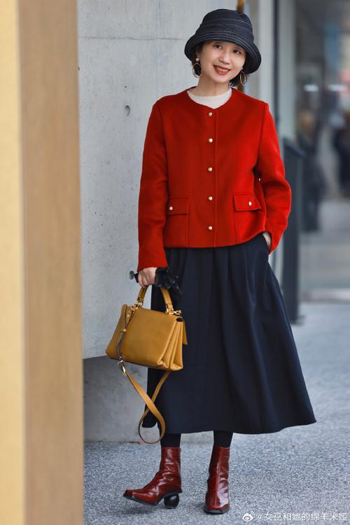 红短大衣怎么搭配图片