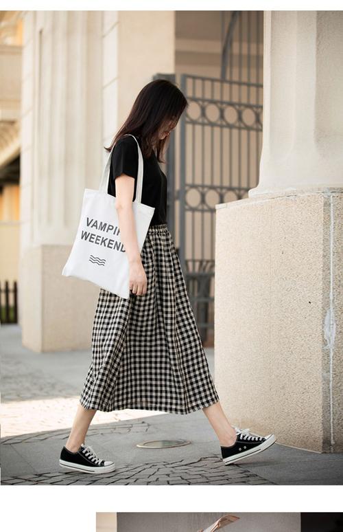 夏天格子长裙怎么搭配