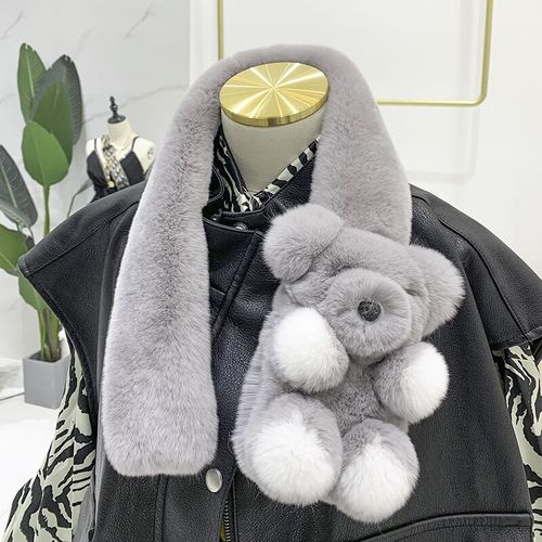 蓝色长款皮草怎么搭配围巾好看吗