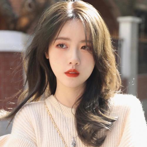 瓜子脸适合什么发型女