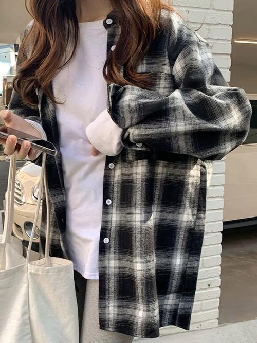 加长款格子衫衣怎么搭配