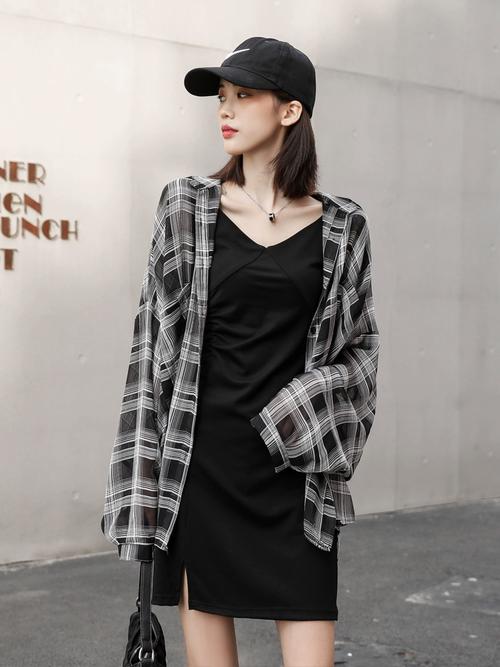 黑白格子衬衫女外套怎么搭配图片