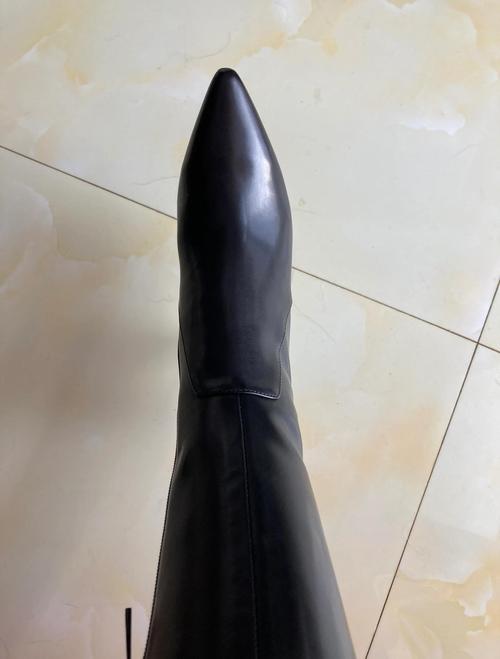 腿粗适合穿什么靴子