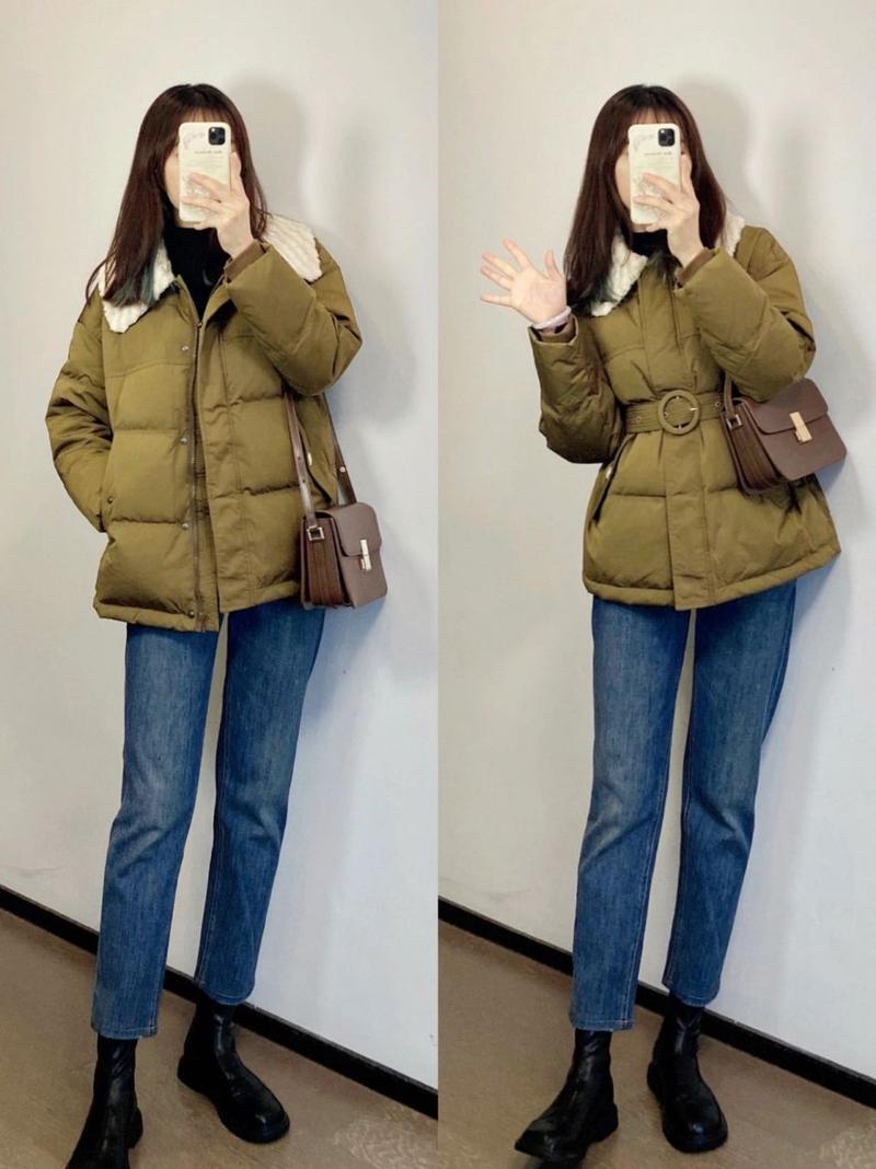 卡其色羽绒服怎么搭配女
