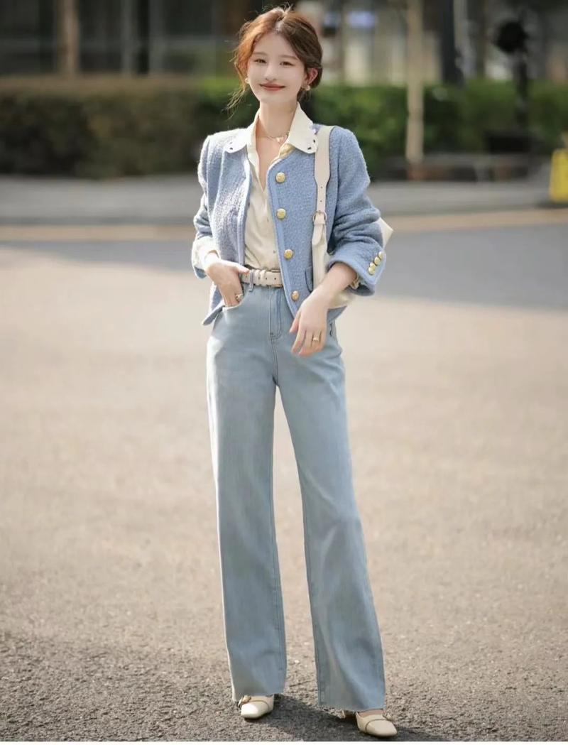 小款上衣怎么搭配裤子好看吗