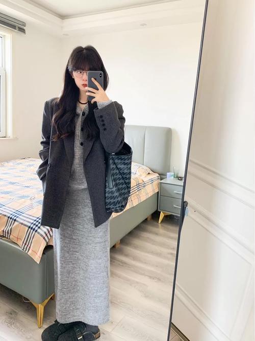 英伦风毛呢大衣怎么搭配图片