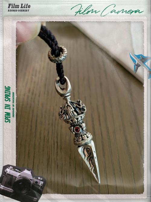 男生带什么饰品好