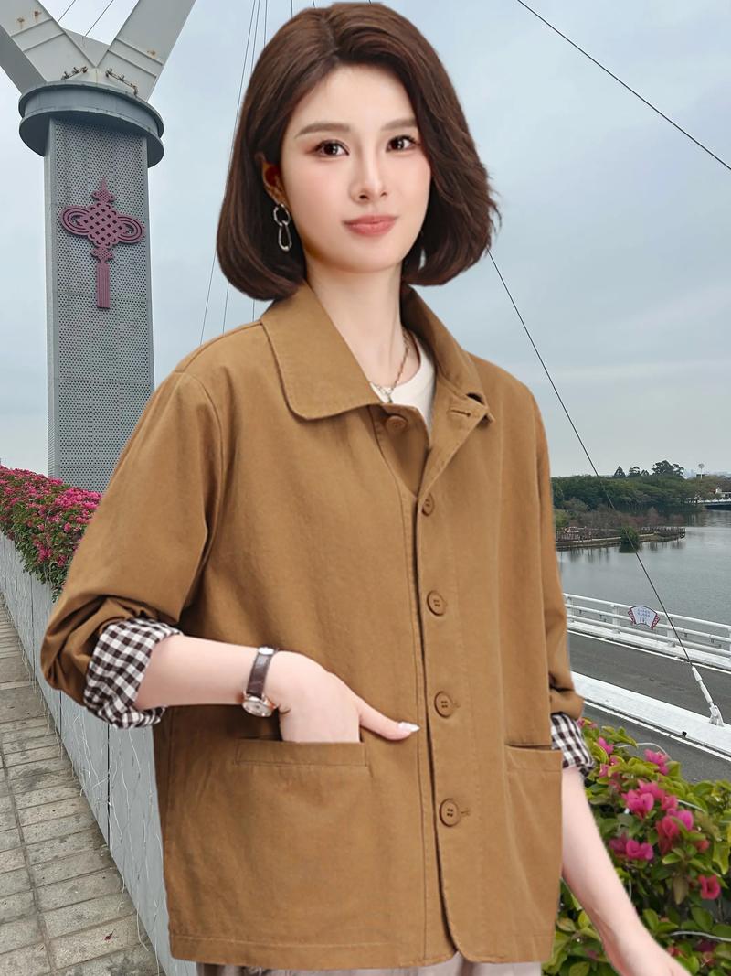 春装休闲短款外套怎么搭配