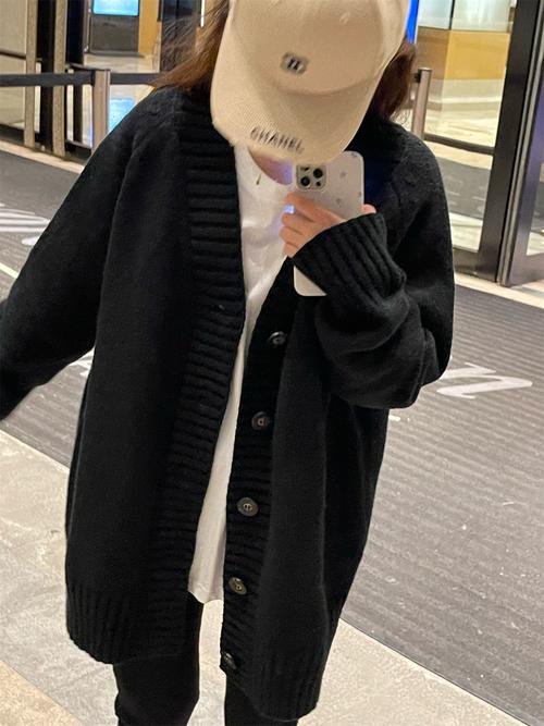 长款黑毛衣怎么搭配图片欣赏