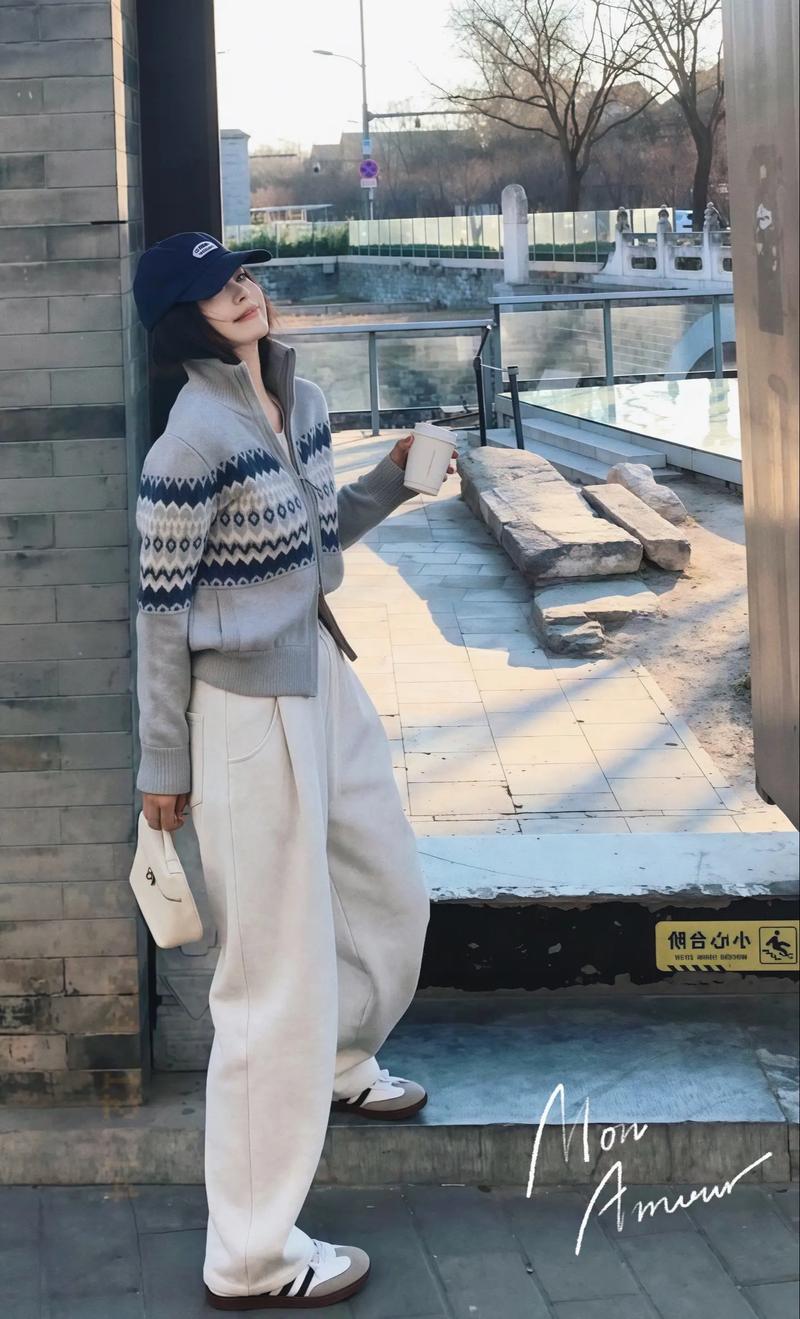 裸色开衫怎么搭配好