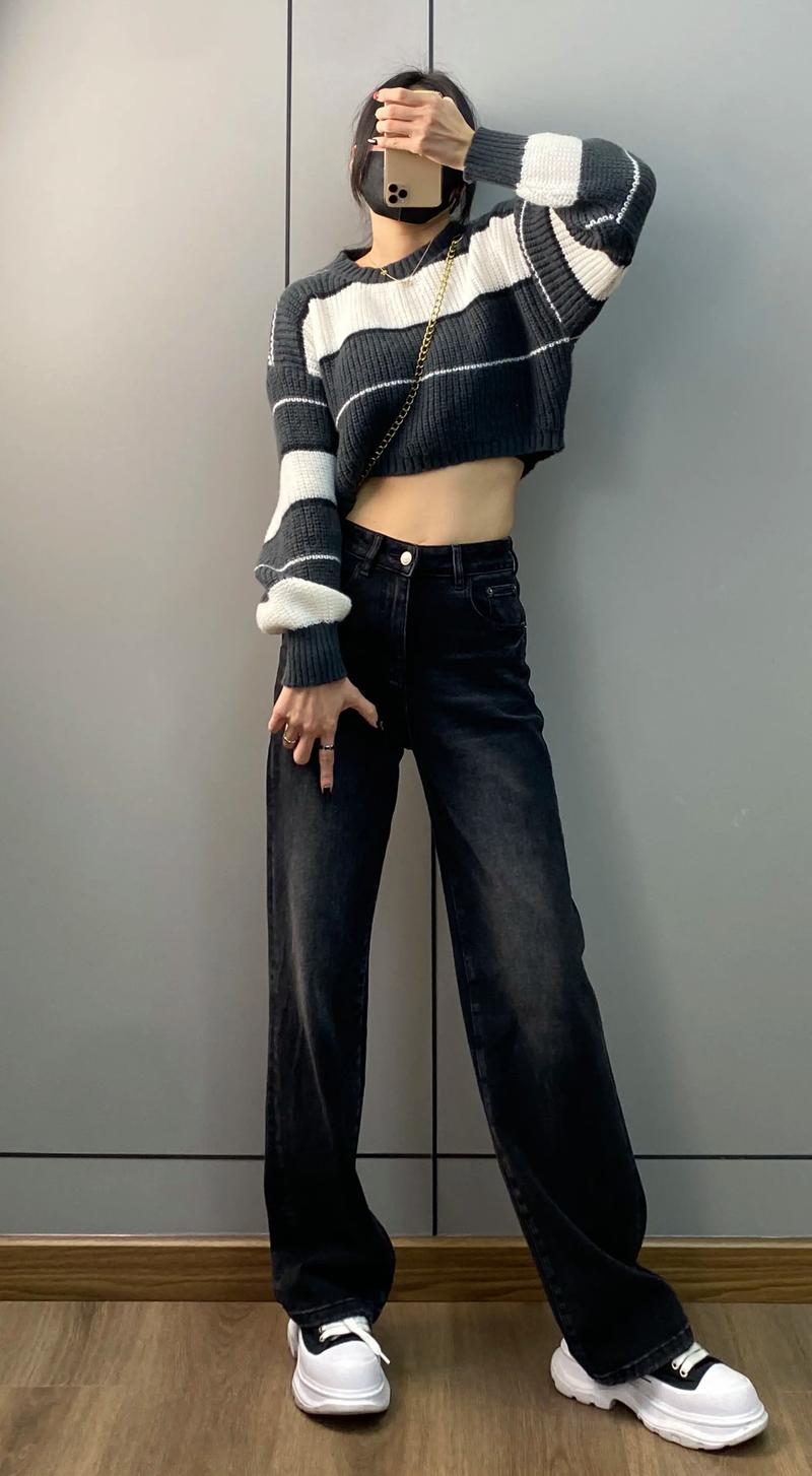 牛仔裤黑腿怎么搭配图片大全