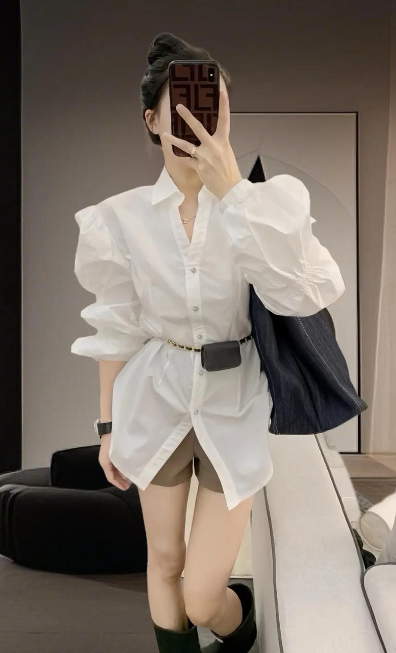 中长衬衣怎么搭配更显腿长