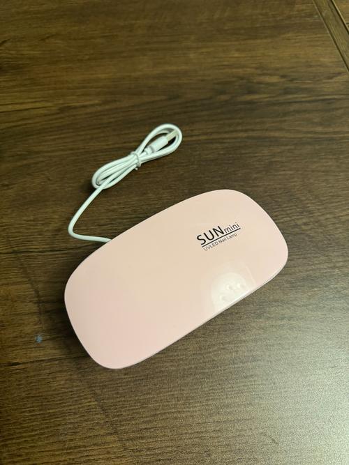 美甲用的灯是什么灯