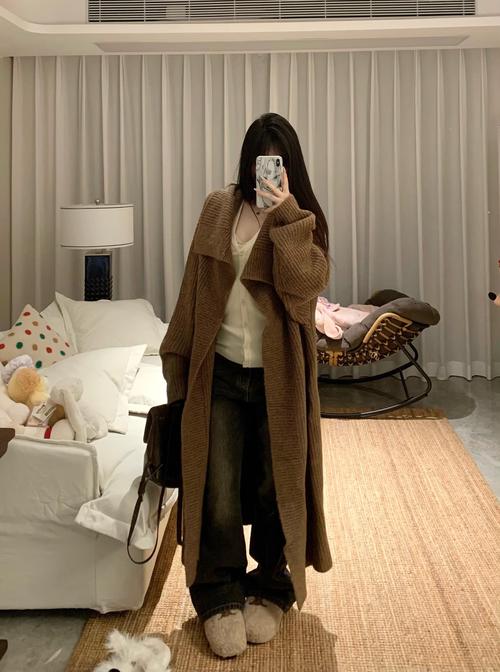 穿大毛衣怎么搭配衣服图片