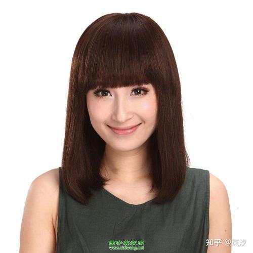 扁平额头适合什么发型