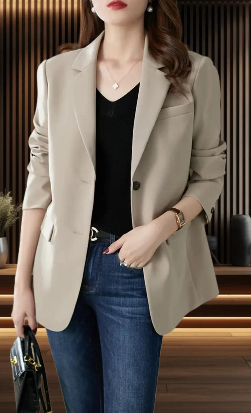 今年流行小西装怎么搭配图片欣赏