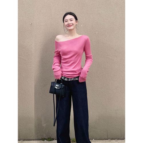 粉色中长款针织衫怎么搭配什么裤子