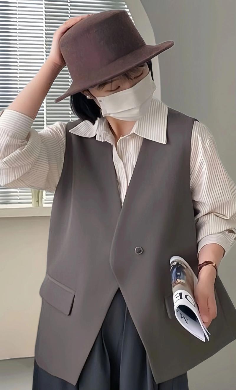 休闲西装马甲怎么搭配好看