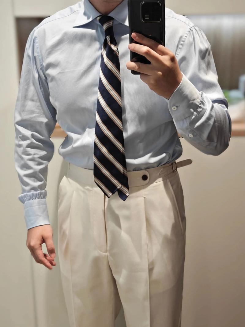 白衬衣加领带怎么搭配图片