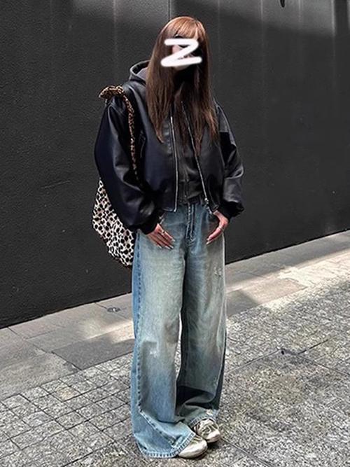 黑色皮上衣怎么搭配图片女