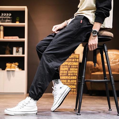 矮的人高帮鞋怎么搭配衣服