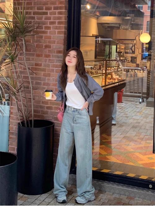 毛衣的外套怎么搭配衣服好看图片欣赏