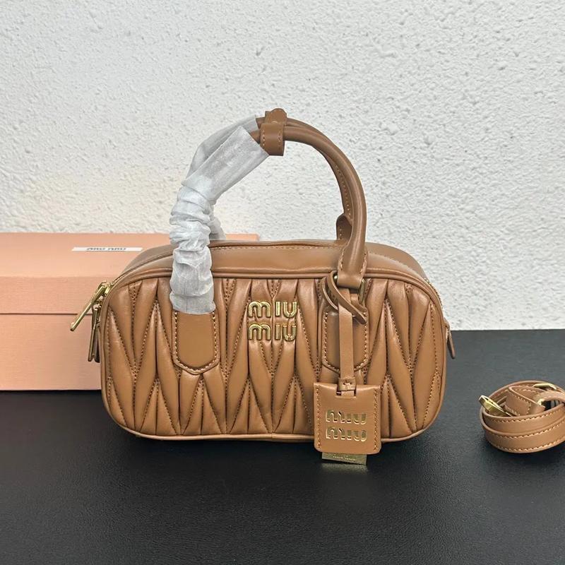 miumiu什么牌子