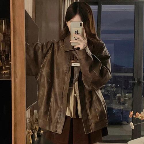 棕色短款羽绒皮衣怎么搭配图片女