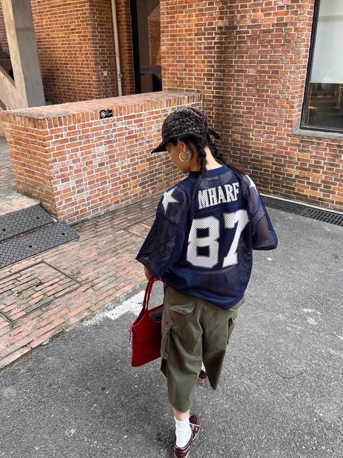 网眼T恤怎么搭配