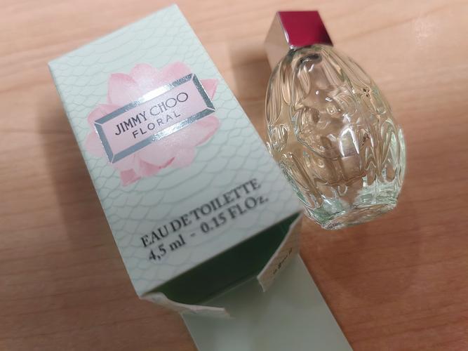 jimmy choo香水最新