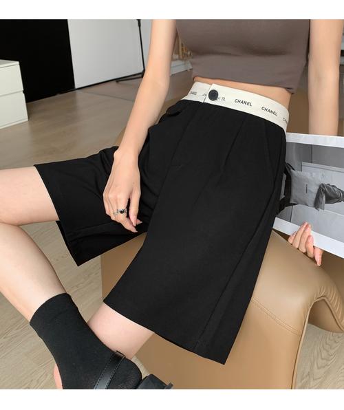 黑色5分短裤怎么搭配