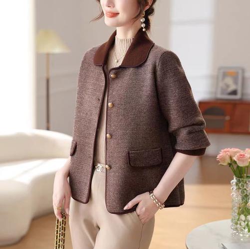 女装毛衣夹克外套怎么搭配什么裤子