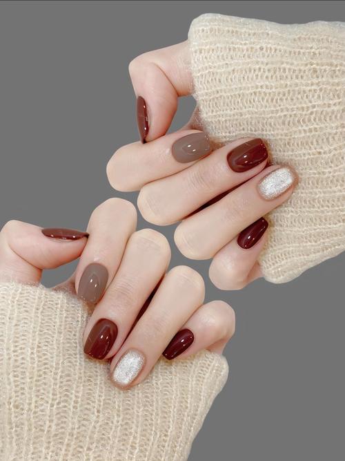 最新冬天指甲颜色