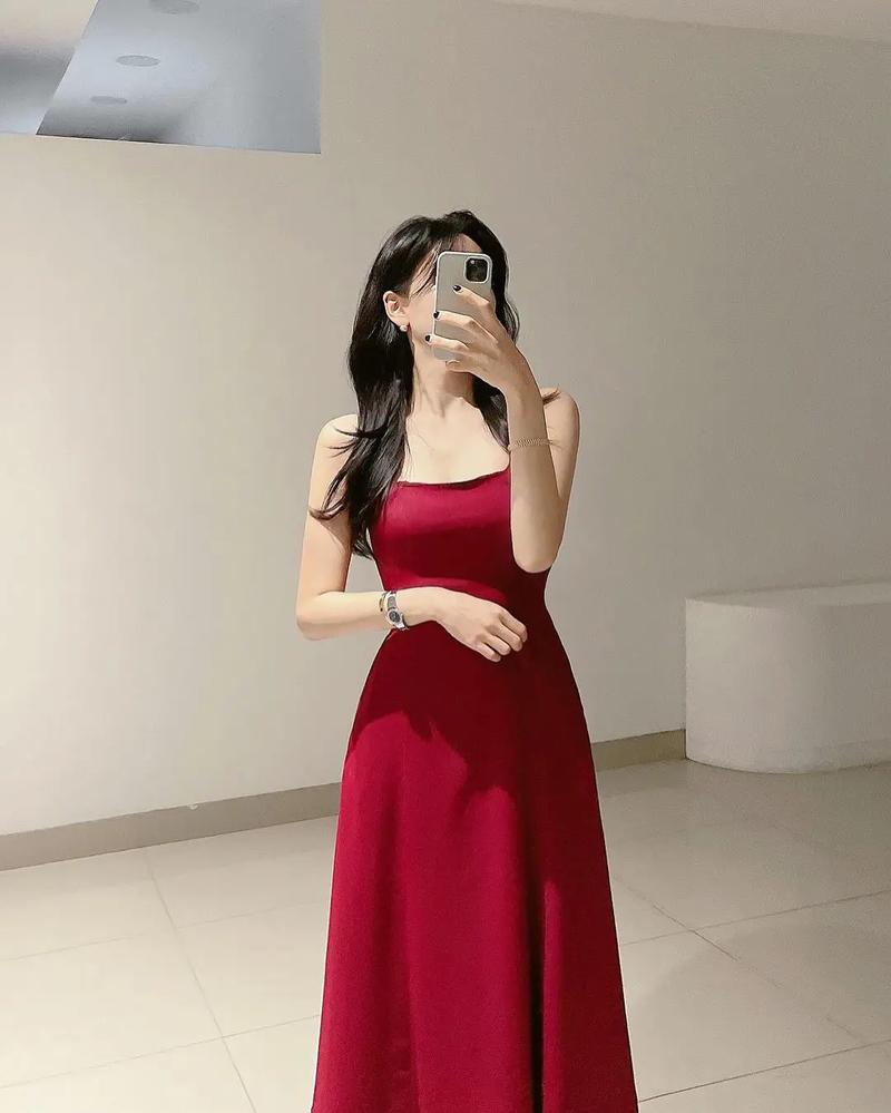 夏天红色打底怎么搭配图片