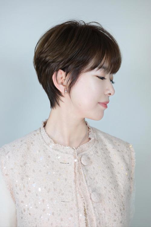 超短发怎么搭配头饰