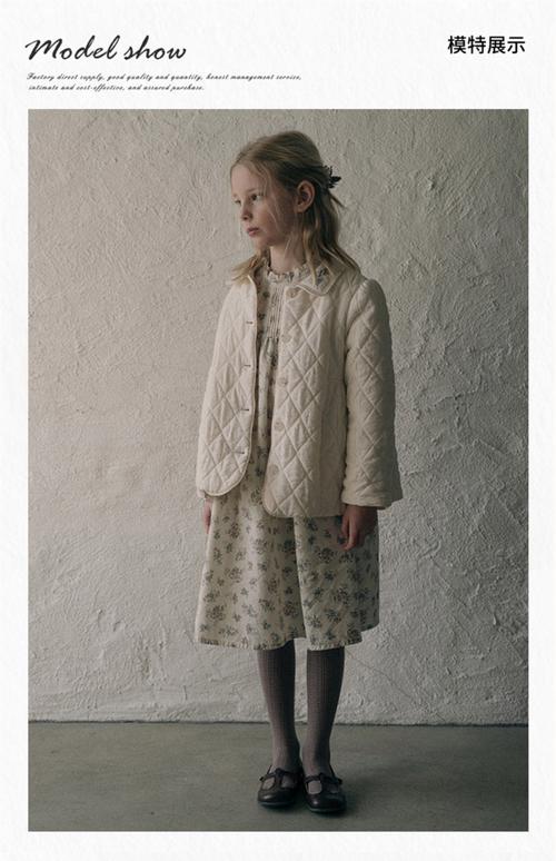 碎花格子连衣裙怎么搭配外套