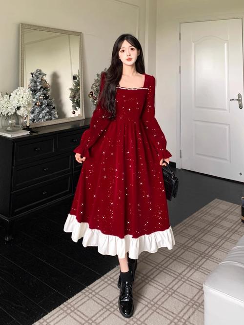 红色a字裙怎么搭配鞋子图片大全