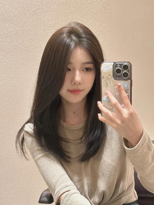 头发颜色怎么搭配好看图片大全